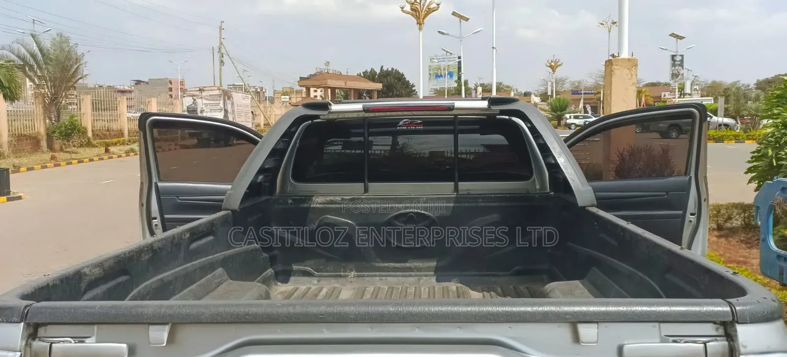 Toyota Hilux 2015 Silver