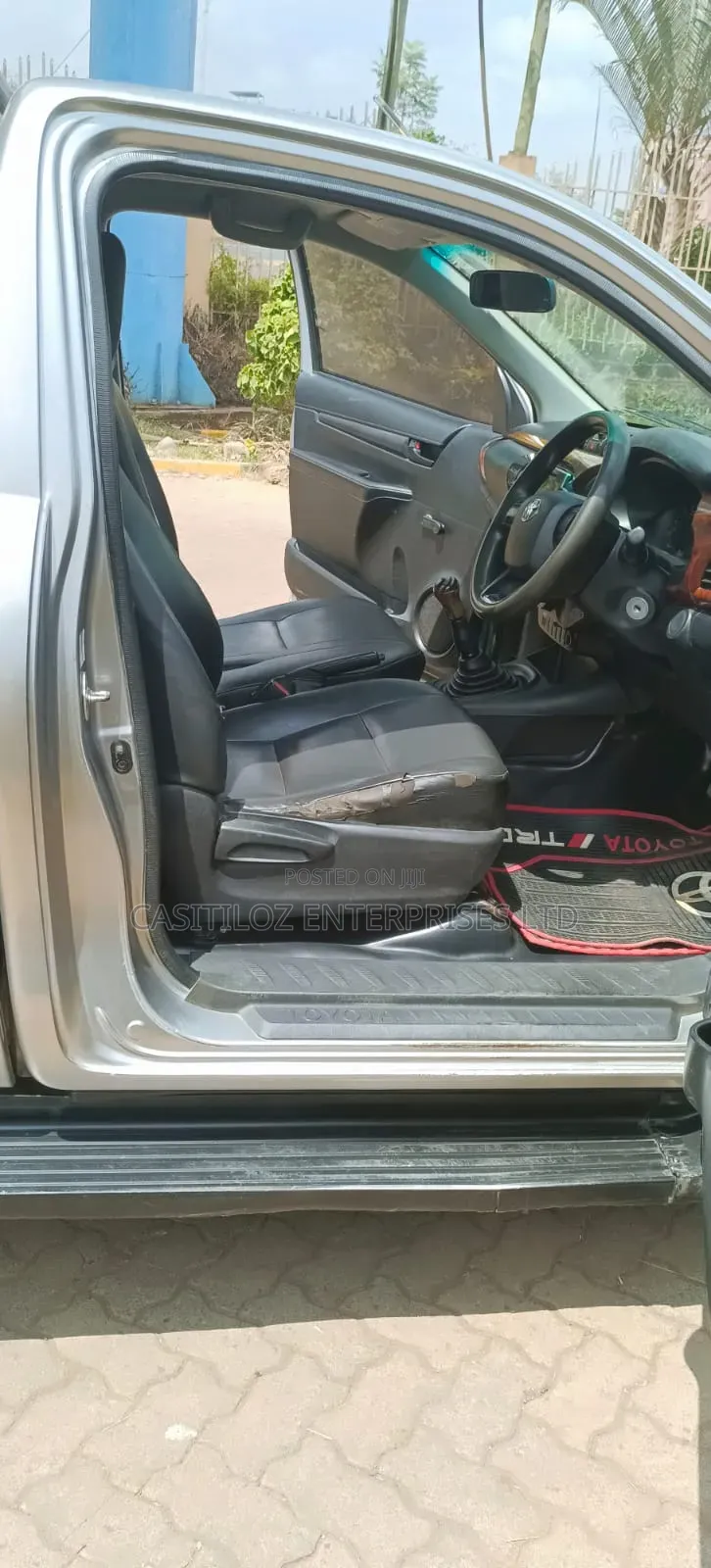 Toyota Hilux 2015 Silver
