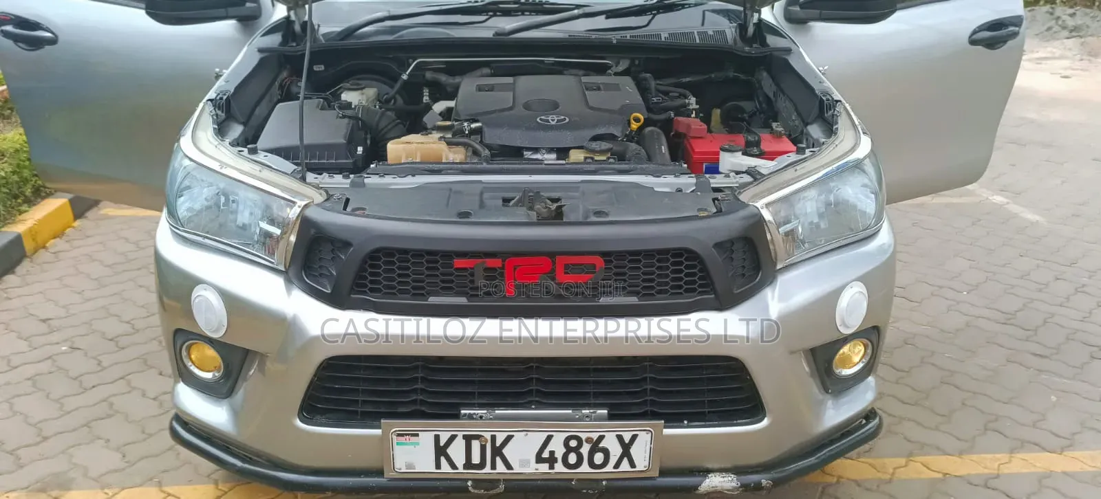 Toyota Hilux 2015 Silver
