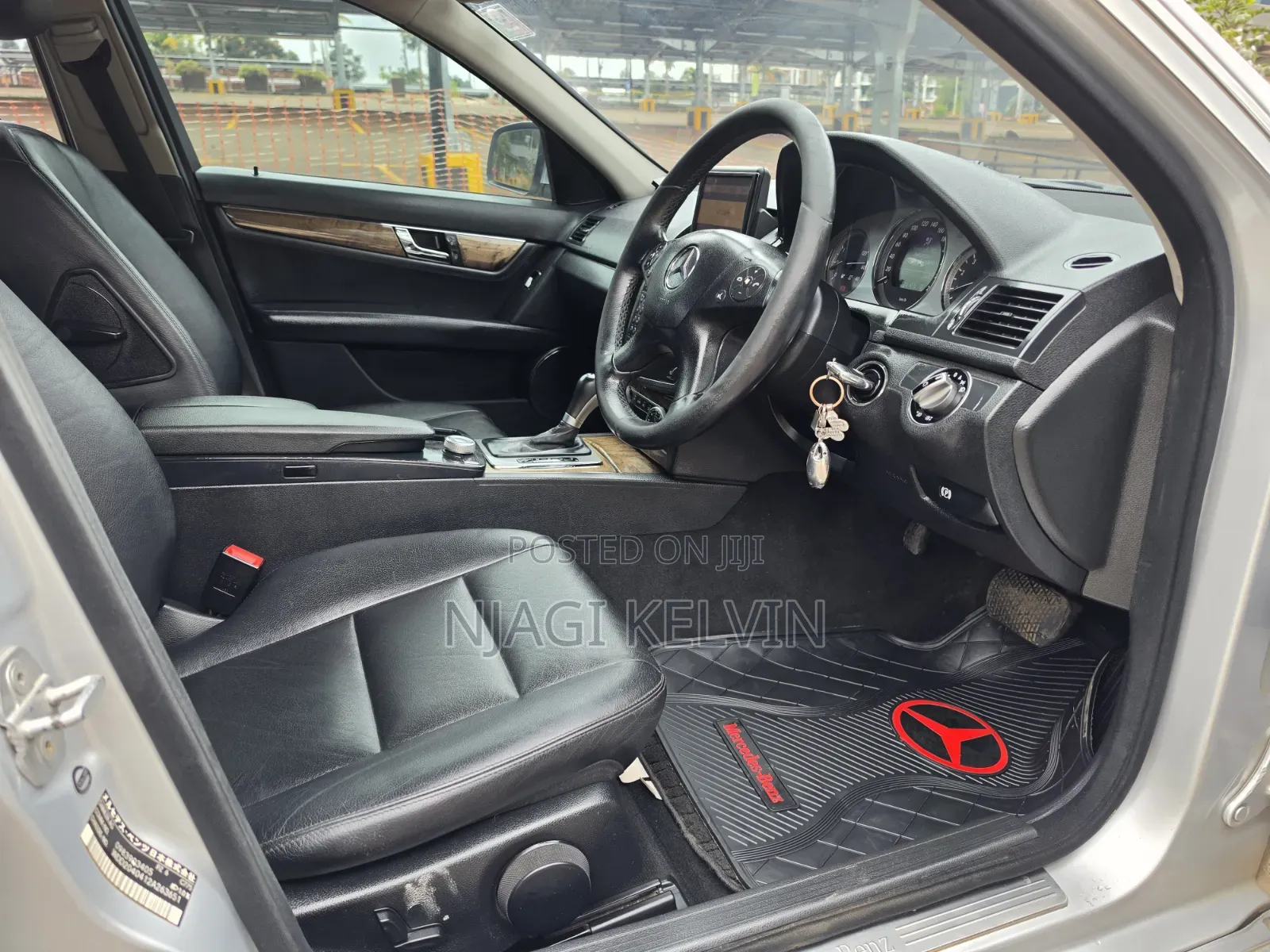 Mercedes-Benz C200 2009 Silver