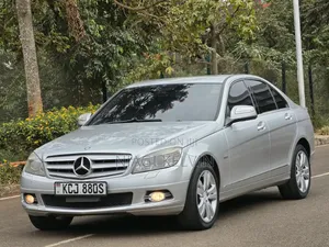 Mercedes-Benz C200 2009 Silver