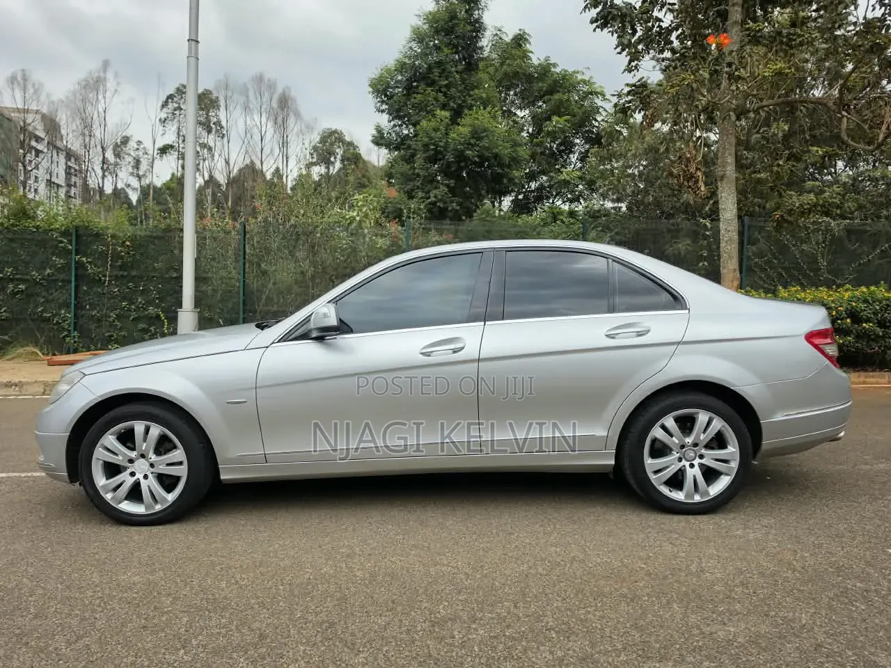 Mercedes-Benz C200 2009 Silver