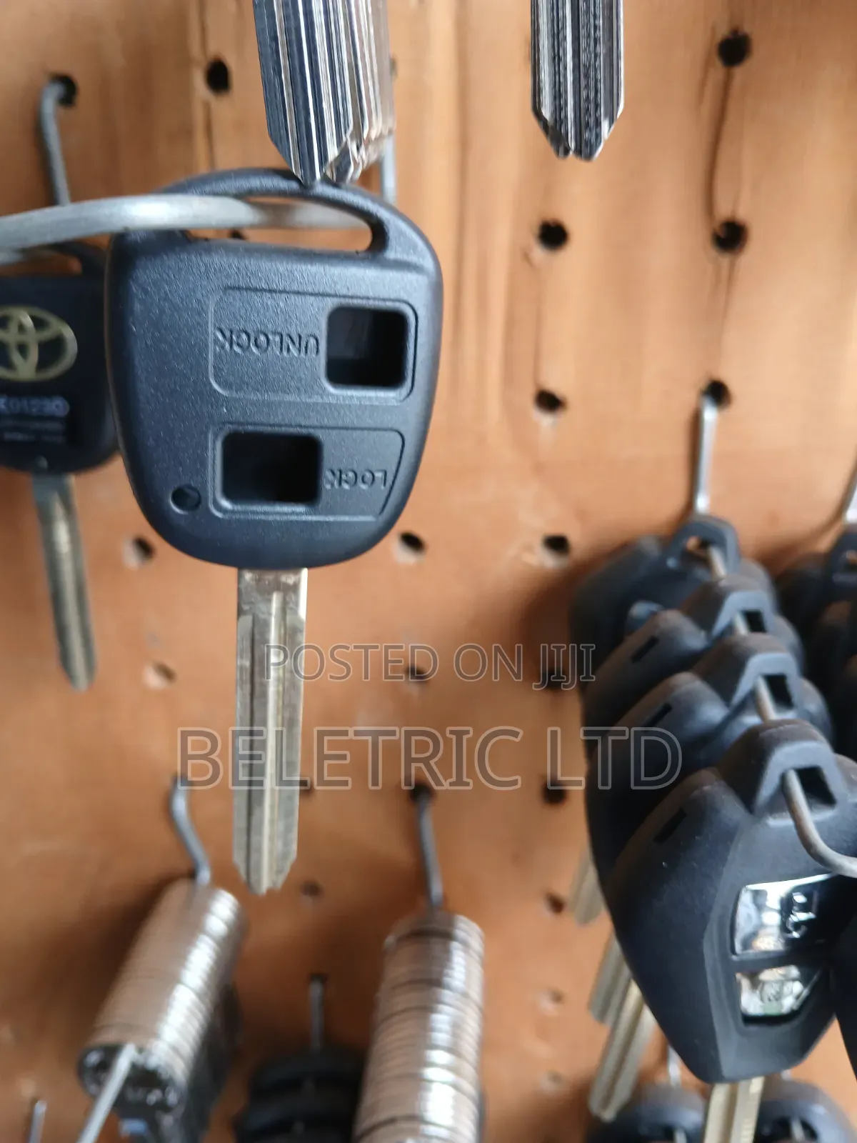 Car Key Repair or Replace