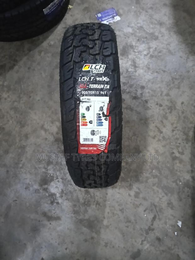 LCH 205/70r15 At