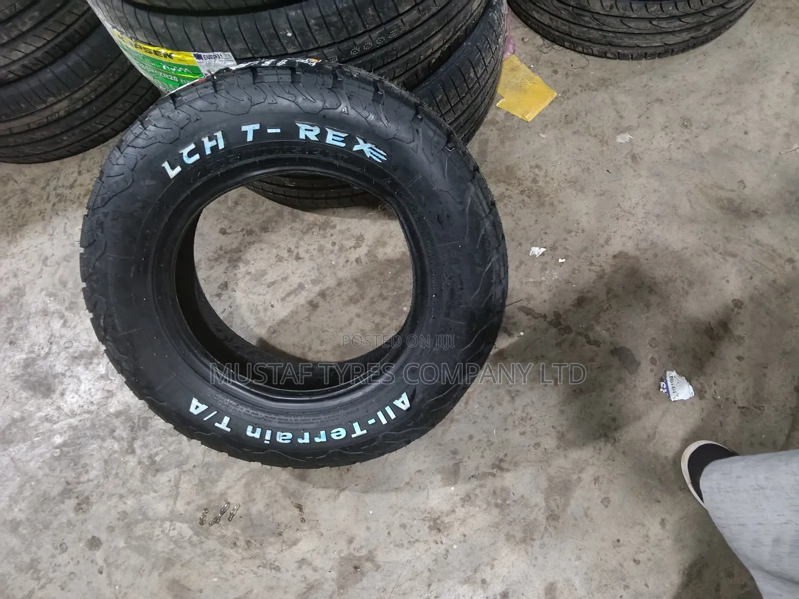 LCH 205/70r15 At