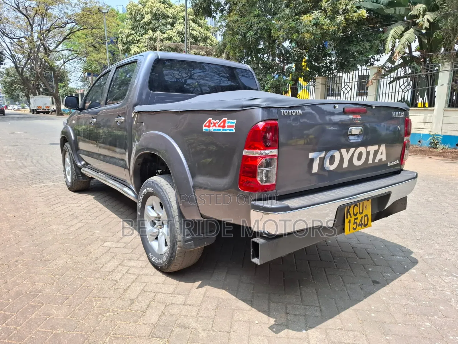 Toyota Hilux 2012