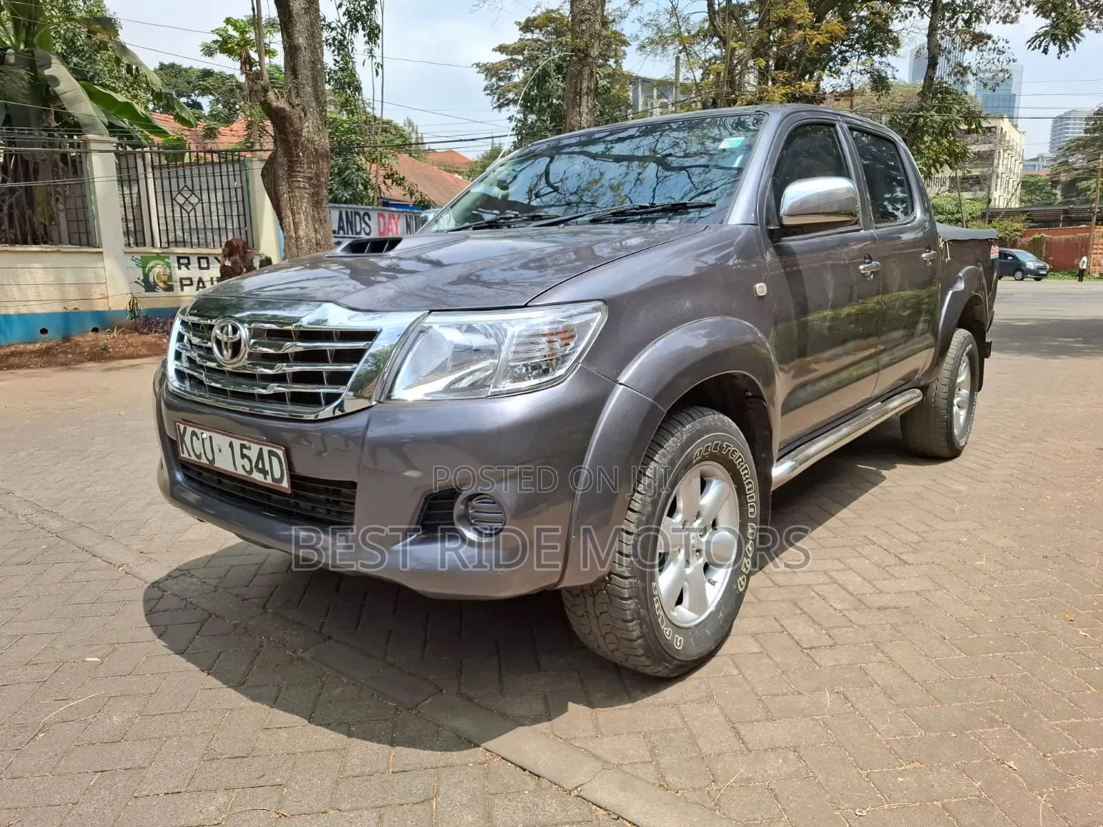Toyota Hilux 2012