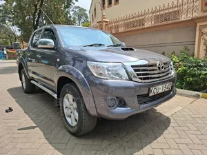 Toyota Hilux 2012