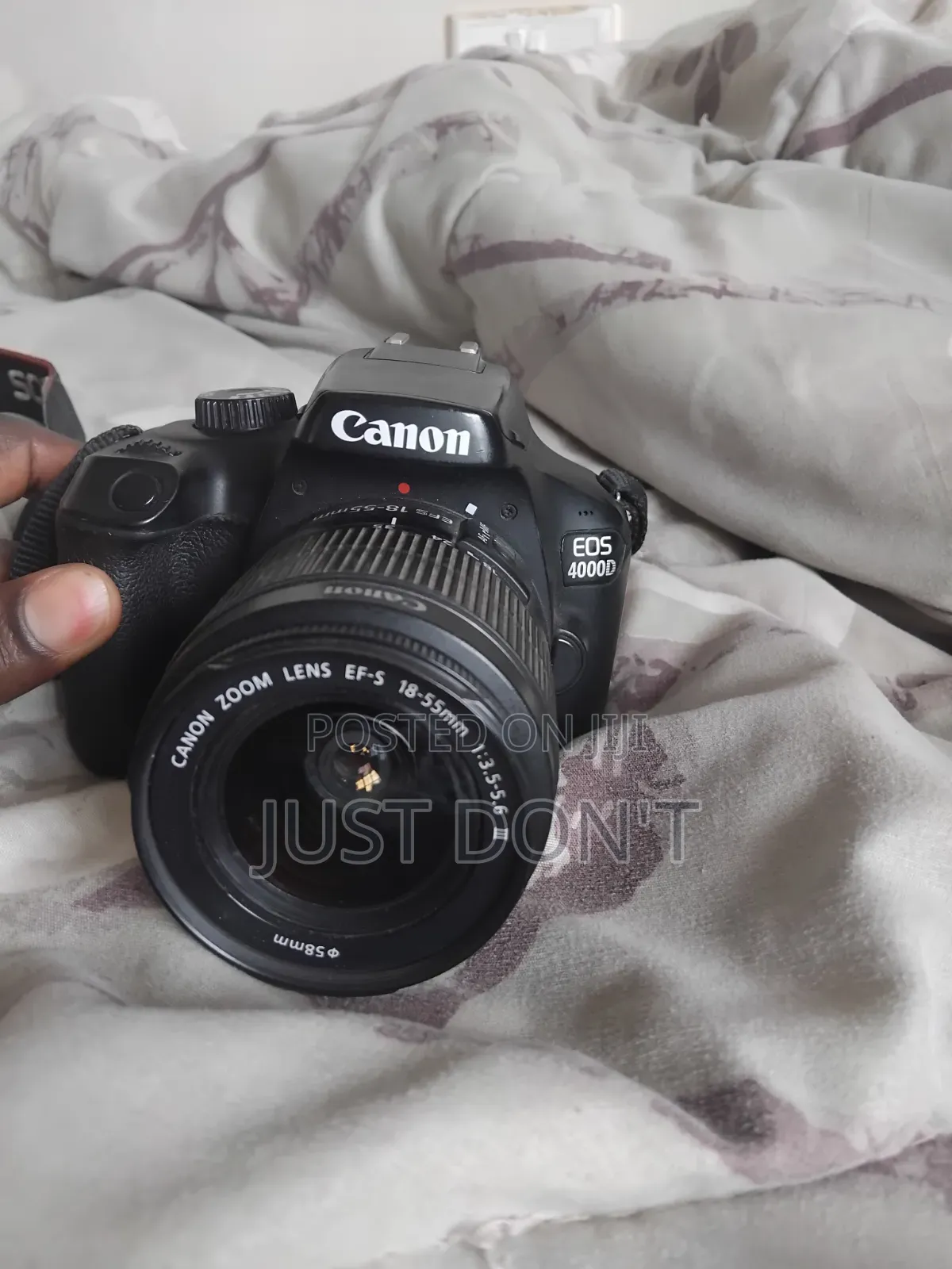Camon Eos DSLR 4000d 18-55mm