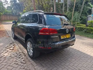 Volkswagen Touareg TDI Sport 2011 Black