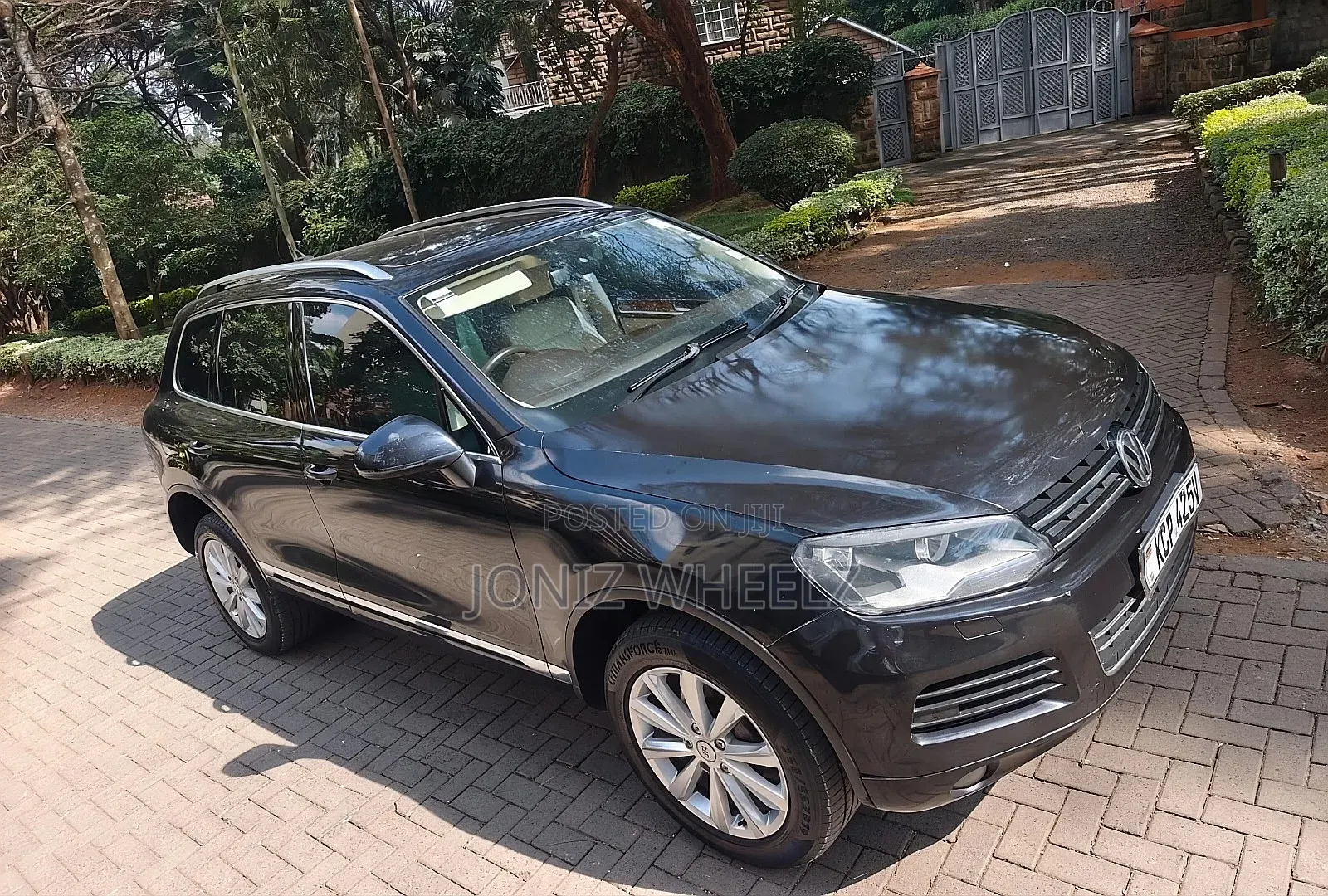 Volkswagen Touareg TDI Sport 2011 Black