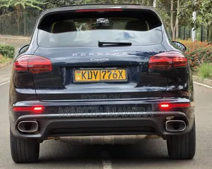 Porsche Cayenne 2015 Black