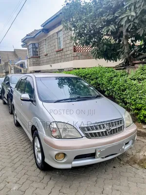Toyota Nadia 2.0 150hp FWD 2001 Silver