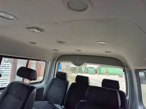 Toyota HiAce 2013 Silver