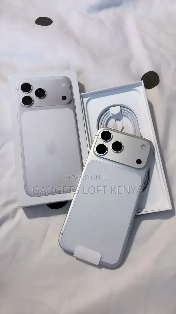 New Apple iPhone 17 Pro 256 GB Silver