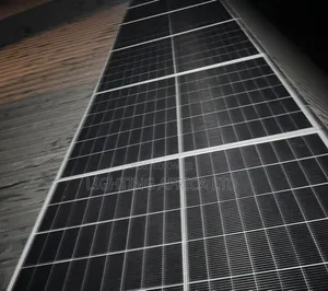 6.5kva Inverter - 5.12kwh Lithium -(4)625w Solar - Install Transport