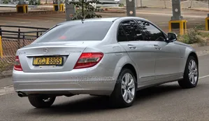 Mercedes-Benz C200 2009 Silver