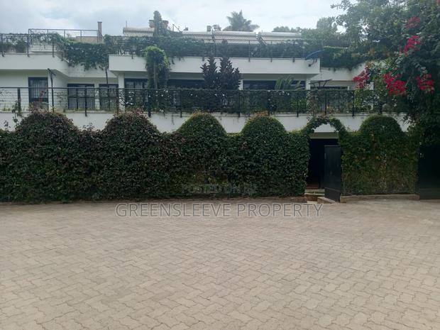 3bdrm House in Karen for rent