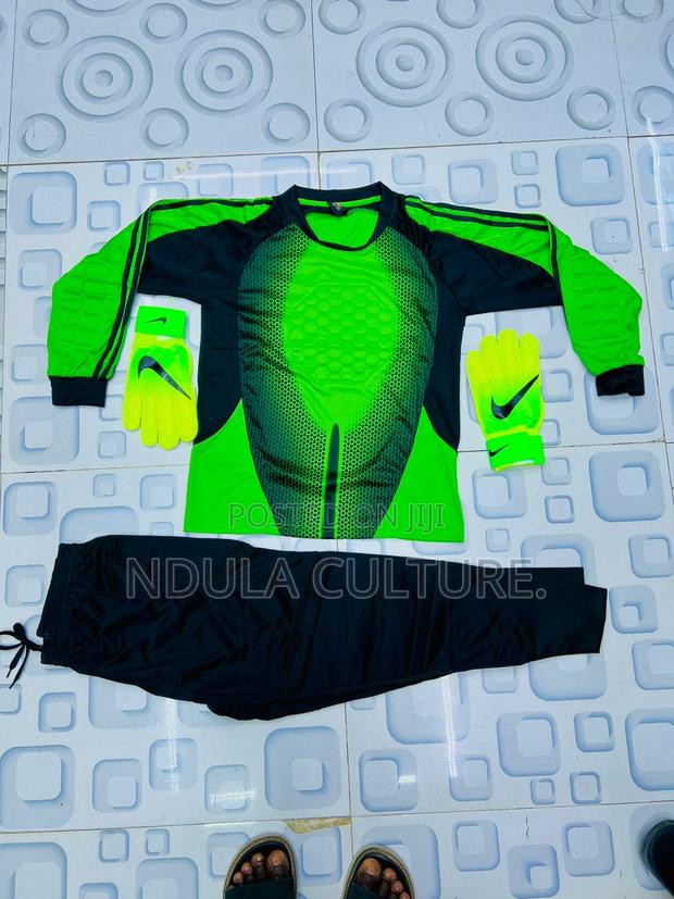 Goalkeeper Uniforms - main view
