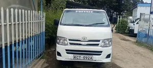 Toyota HiAce 2011 White