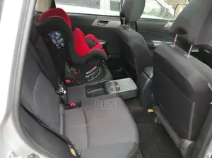 Subaru Forester 2010 Silver