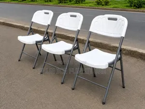 Folding Chair;Heavy Duty White Plastic Folding – Portable Event Chair.