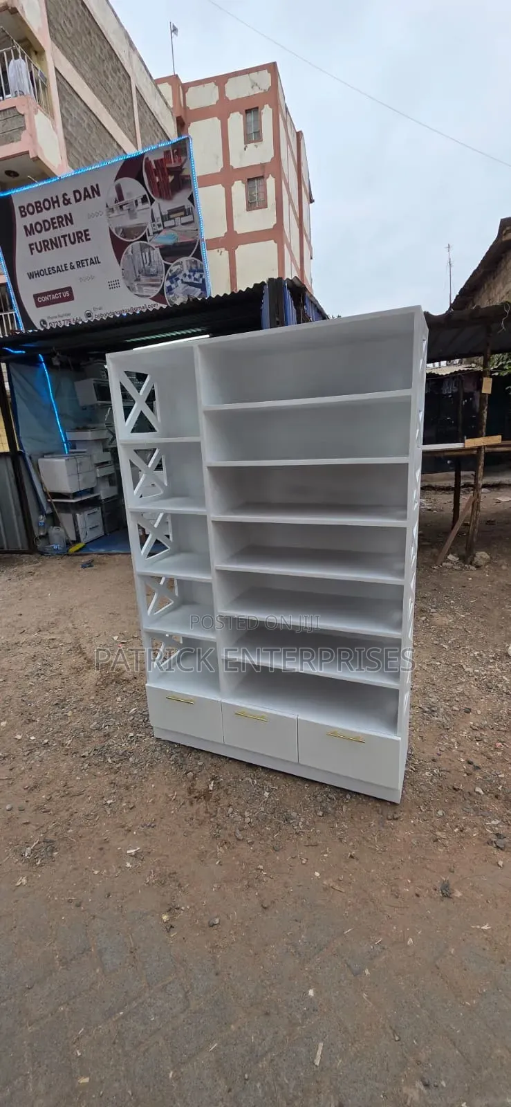 Free White Standing Shoe Rack With Open Shelves and Three Drawers 5*6