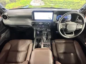 Toyota Land Cruiser 2024 Black