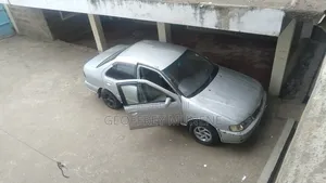 Nissan B 14