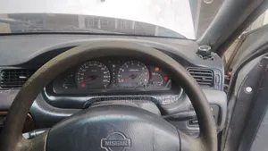 Nissan B 14