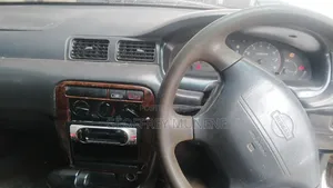 Nissan B 14