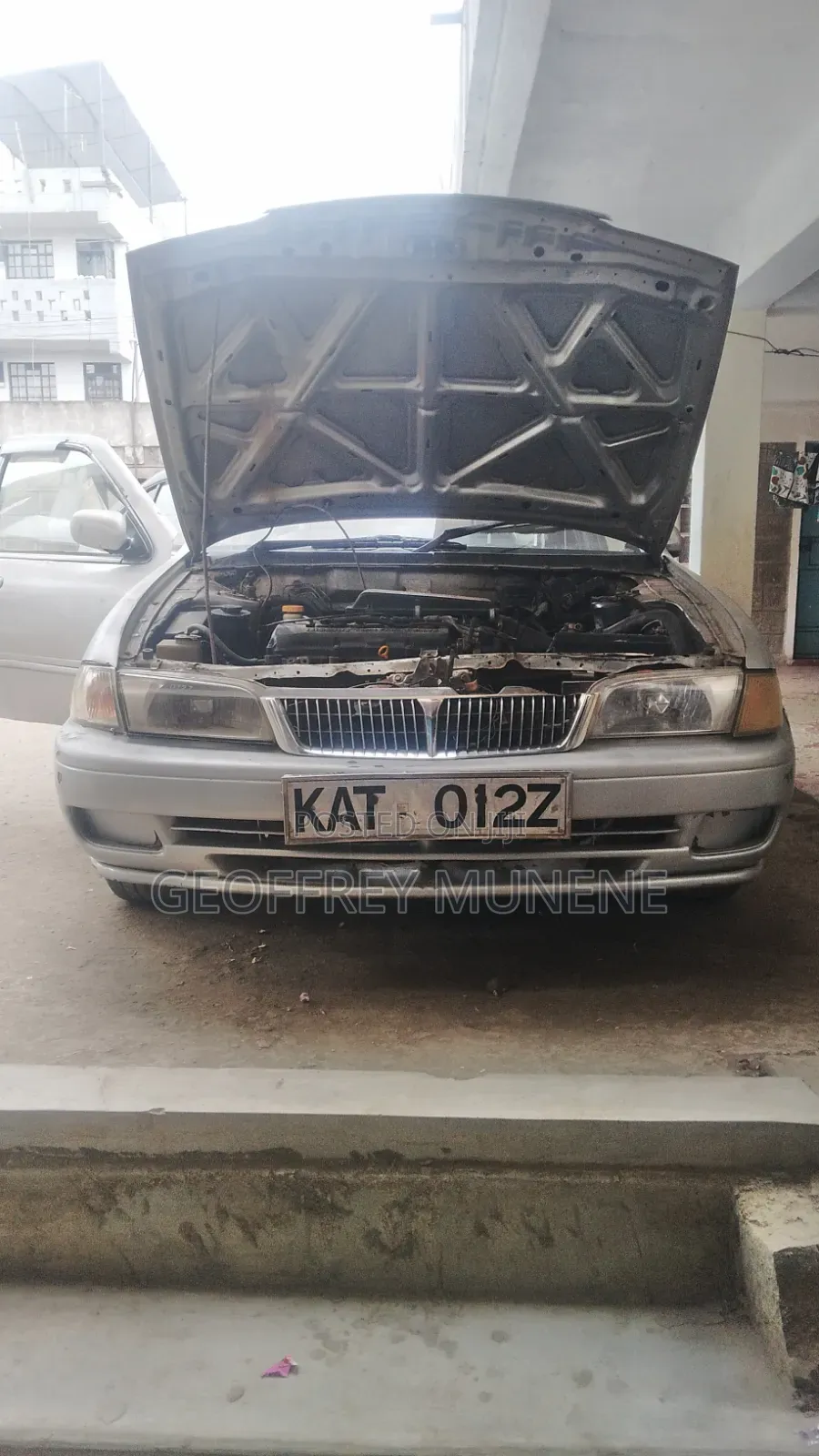 Nissan B 14