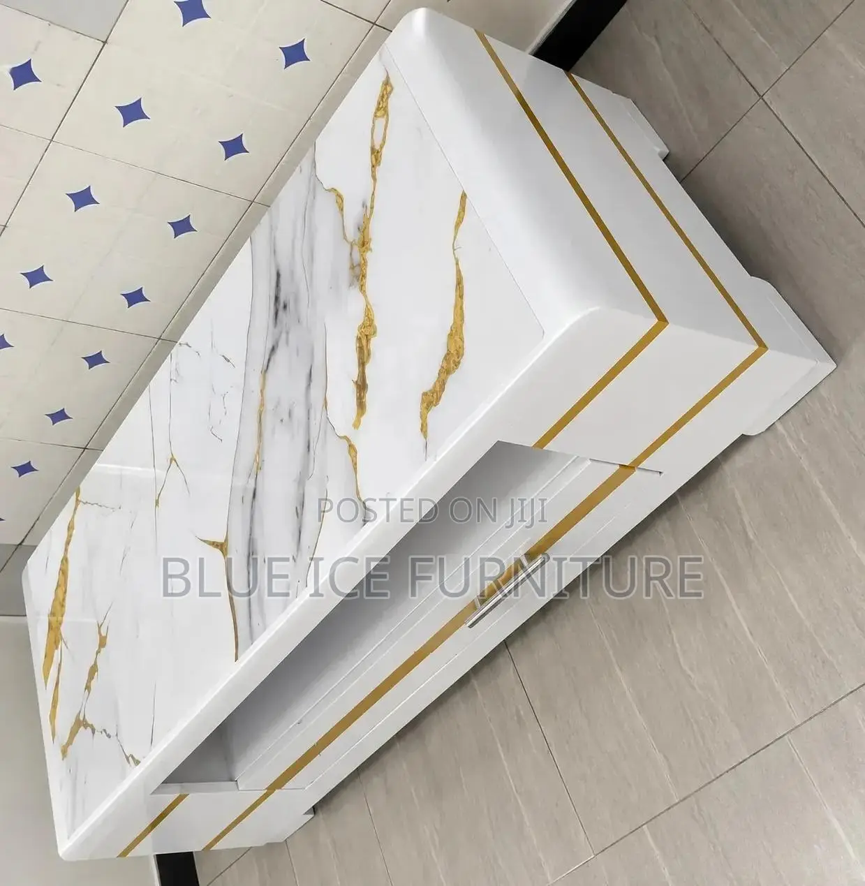 Coffee Table;Modern White Marble TV Stand With Gold Stripes –