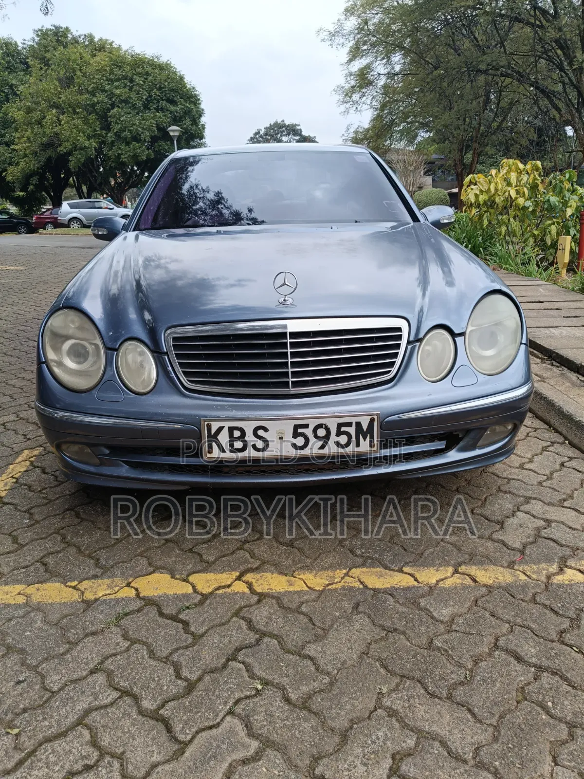 Mercedes-Benz E280 2006 Blue