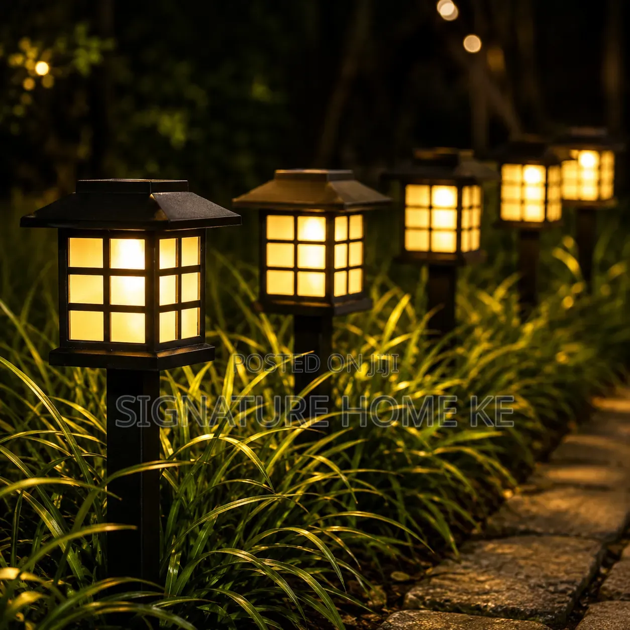 2Pcs Waterproof Decorative Lawn Lamp Outdoor Solar Garden Lights