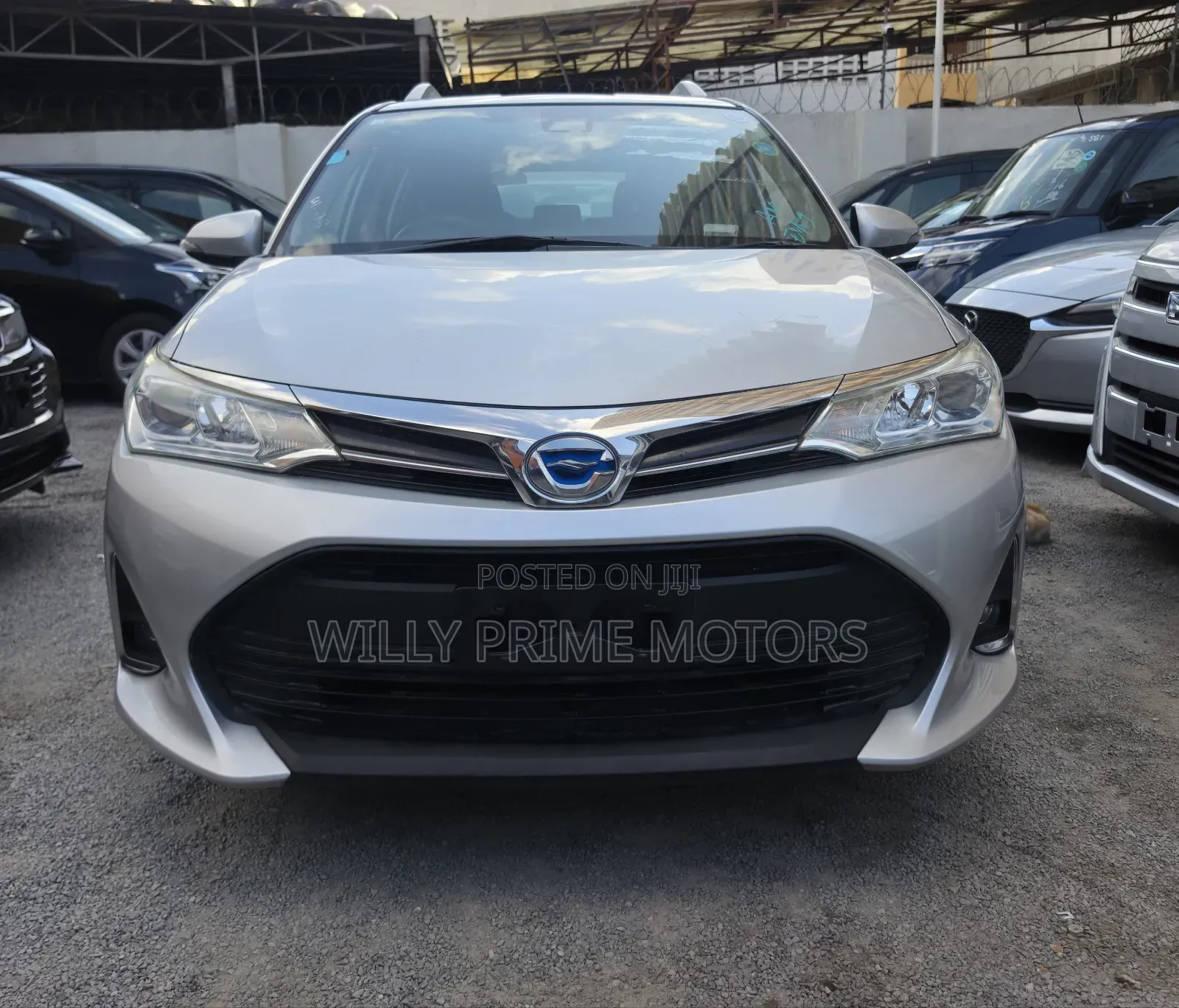 Toyota Corolla Fielder 2019 Silver