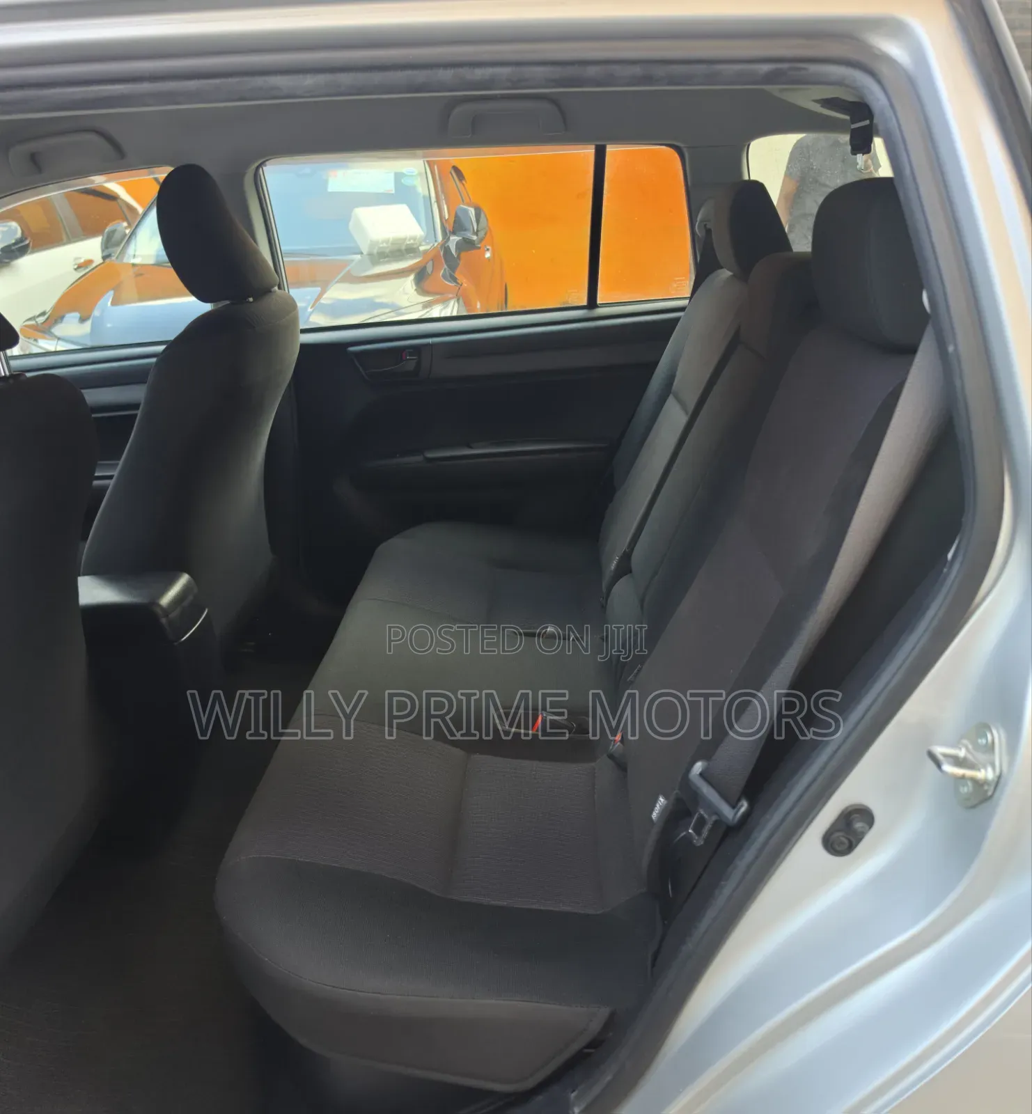 Toyota Corolla Fielder 2019 Silver