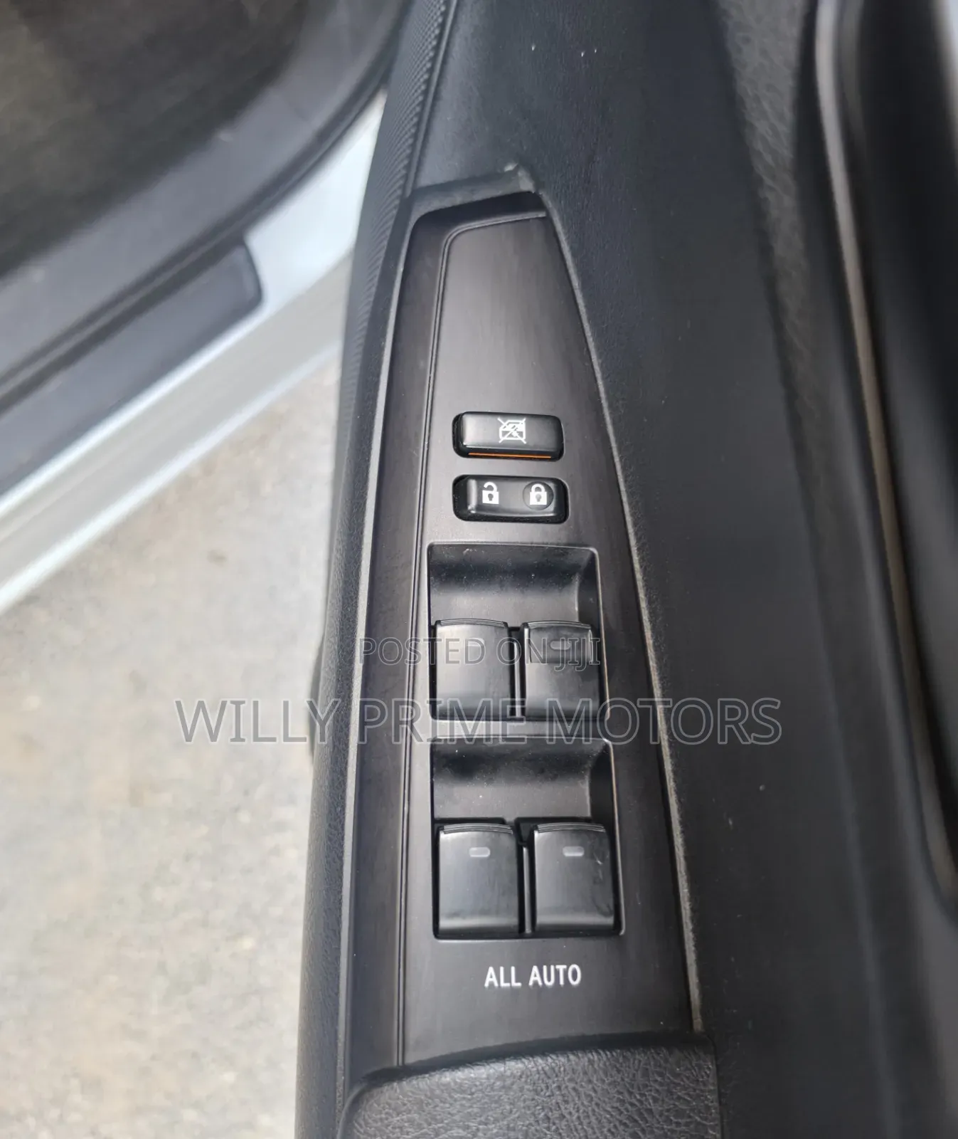 Toyota Corolla Fielder 2019 Silver