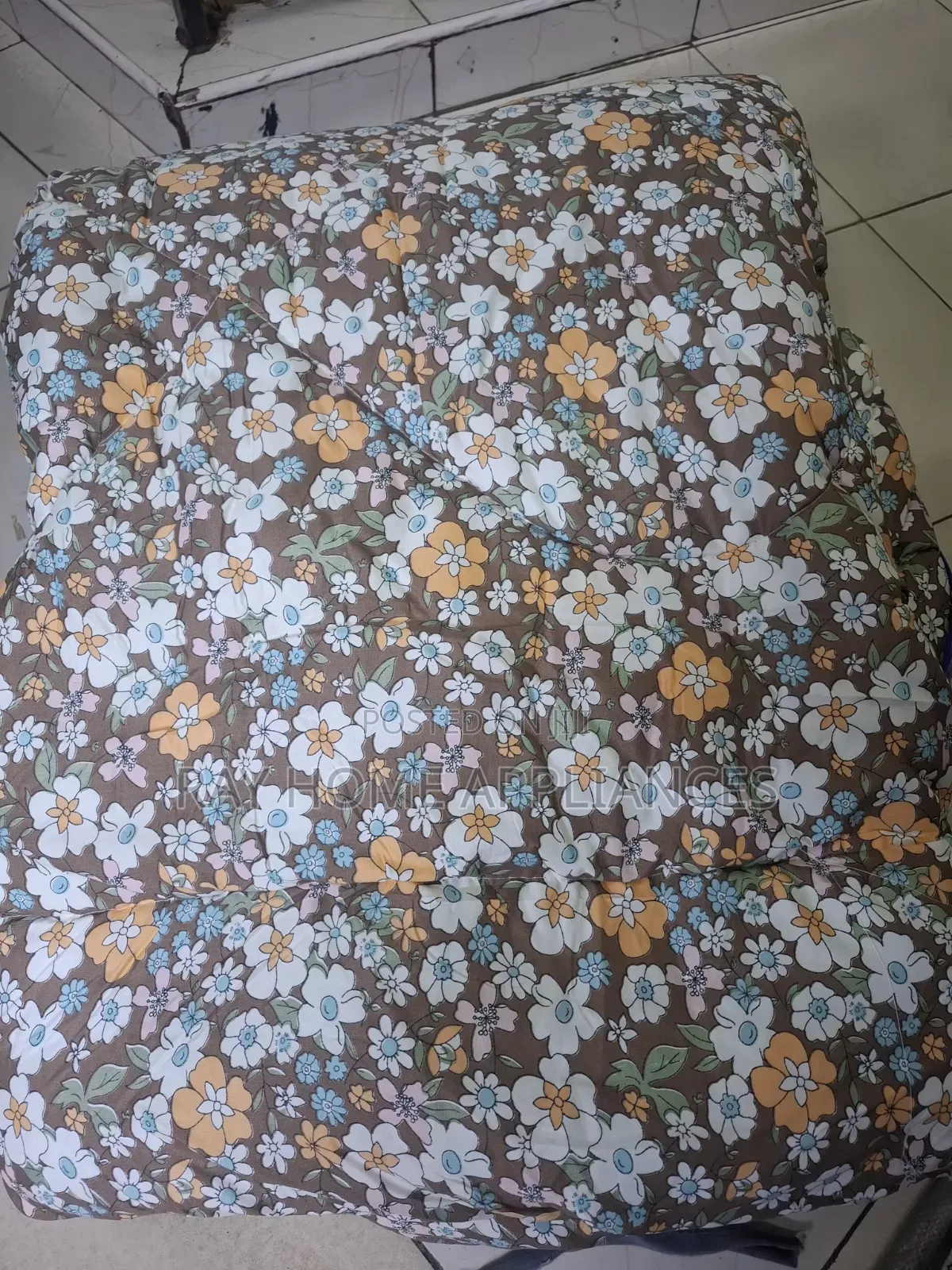 Unbinded Duvets Available 
Size:5*6