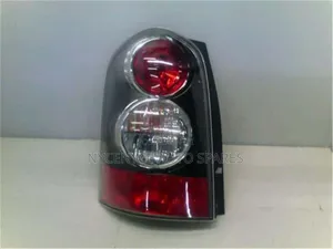 Mazda MPV Bootlight Red