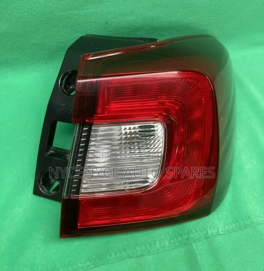 Subaru Revorg Tailight