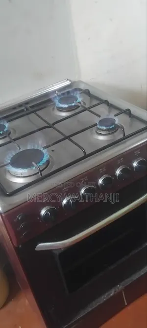 Ramtom Cooker 4 Burner,working Perfectly Bt Oven Glass Broken
