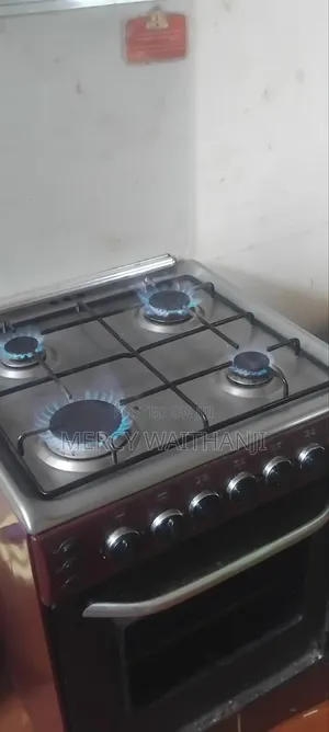 Ramtom Cooker 4 Burner,working Perfectly Bt Oven Glass Broken