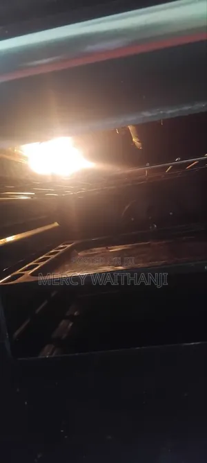 Ramtom Cooker 4 Burner,working Perfectly Bt Oven Glass Broken