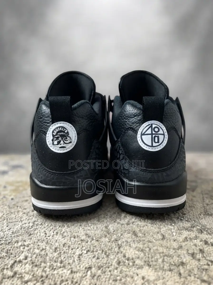 Air Jordan 4 Black Cat — Authentic  | US 10 | Brand New