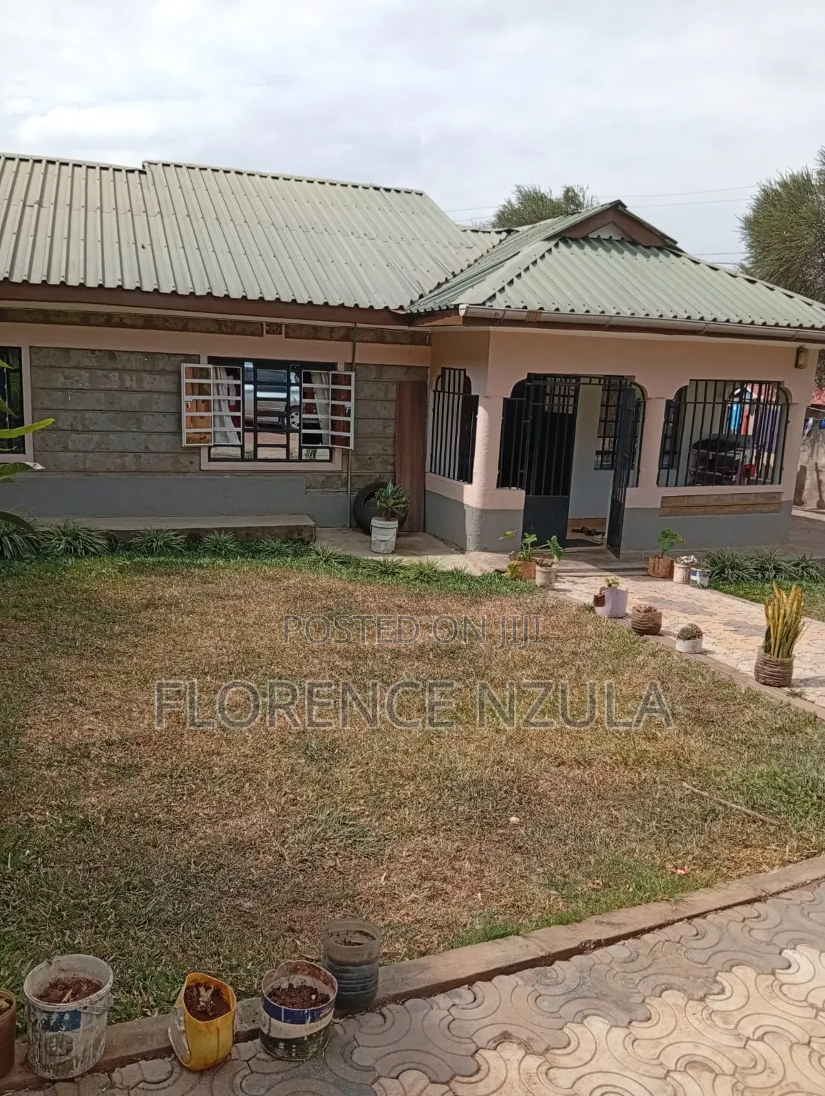 3bdrm Bungalow in Roimen, Matasia for sale