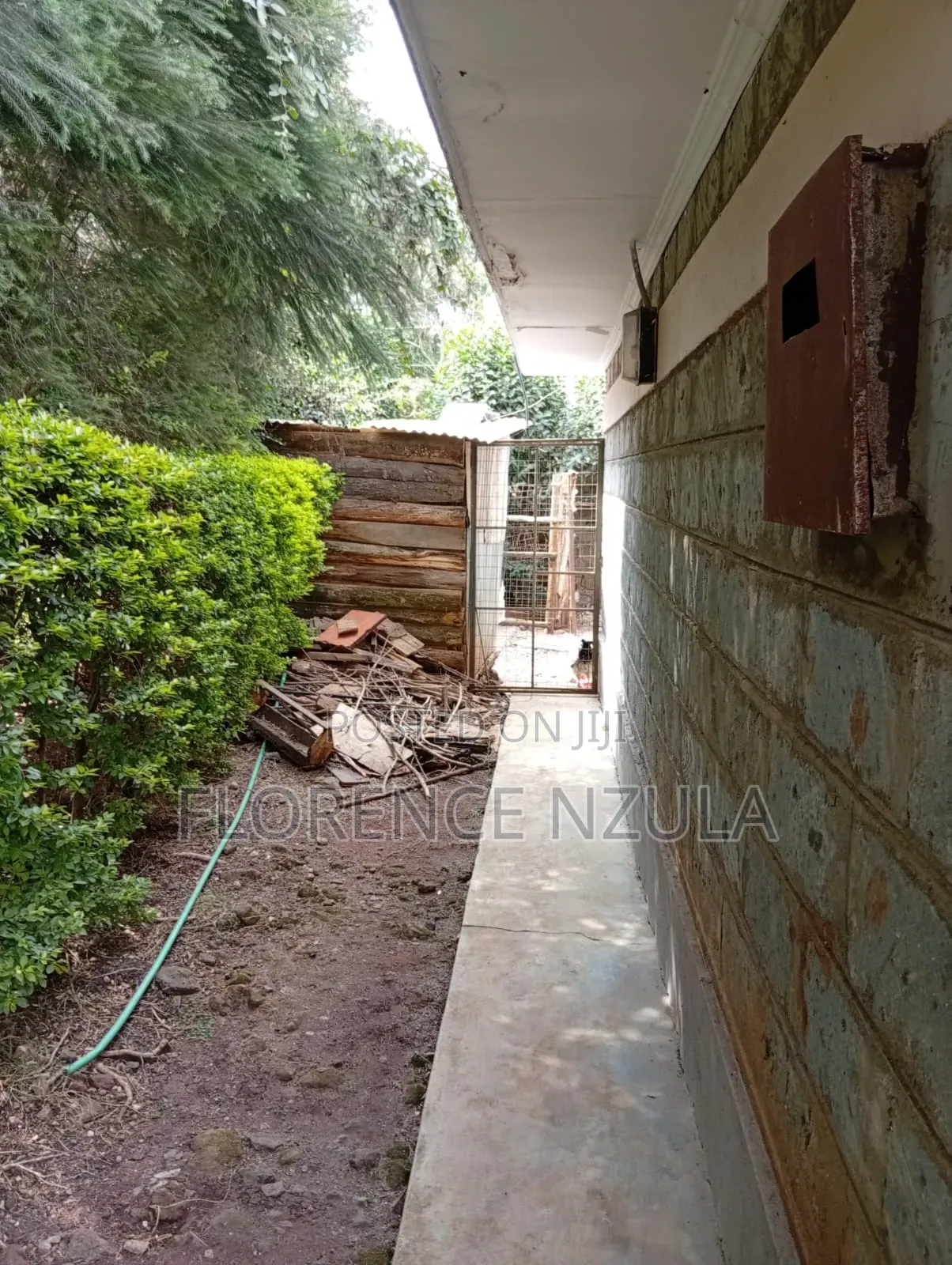 3bdrm Bungalow in Roimen, Matasia for sale
