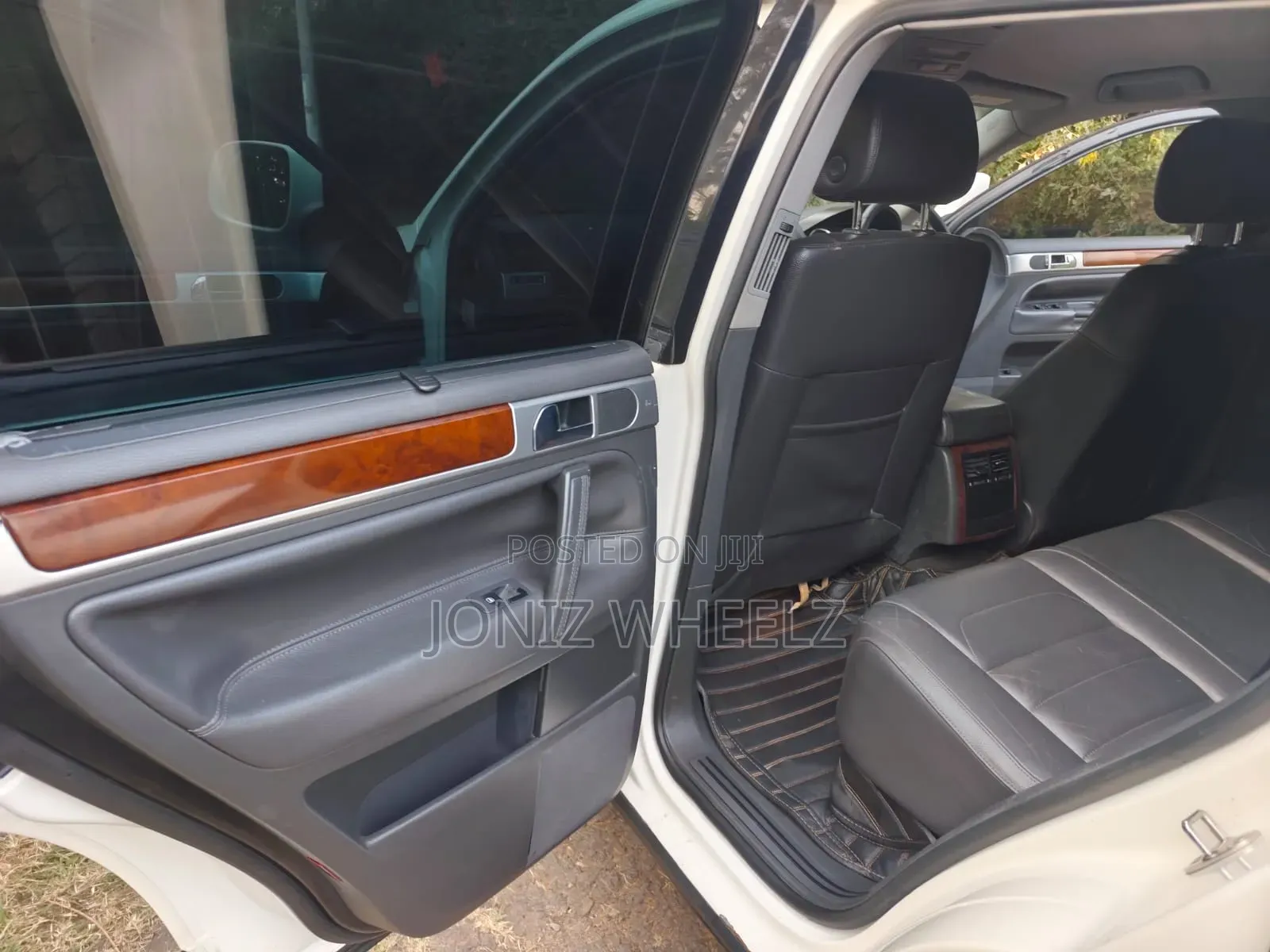 Volkswagen Touareg 2008 White