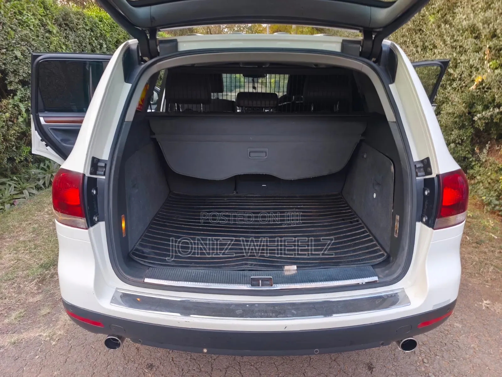Volkswagen Touareg 2008 White