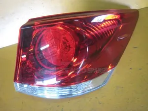 Bootlight Toyota Crown Athlete